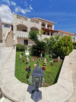 Vrt u objektu Apartments Fani