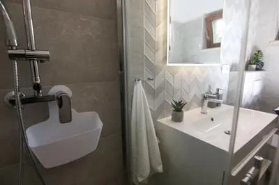 Kupaonica u objektu Stone Villa Olea
