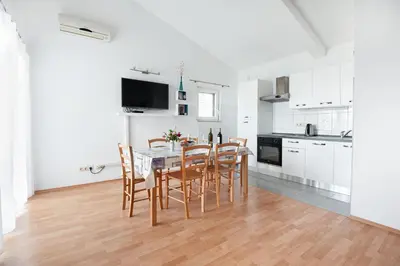 Kuhinja ili čajna kuhinja u objektu Apartments Tomic
