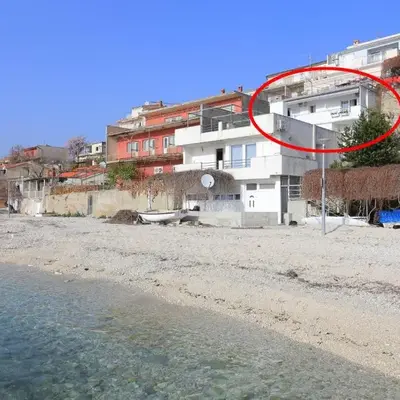 Apartments by the sea Podstrana