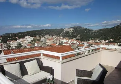 Pogled na planine ili pogled na planine iz apartmana