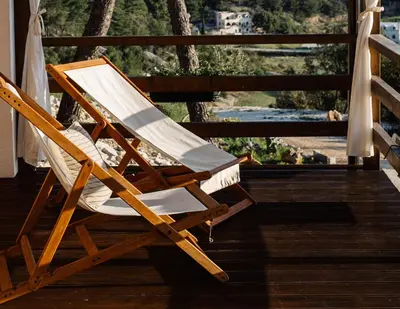 Balkon ili terasa u objektu Nature House with a wooden porch - Pasika, house Tonka