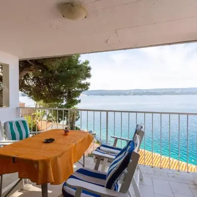 2 Bedroom Awesome Apartment In Lokva Rogoznica