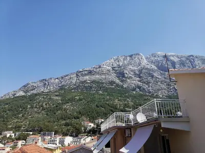 Pogled na planine ili pogled na planine iz apartmana