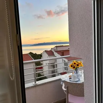 Sara Apartments