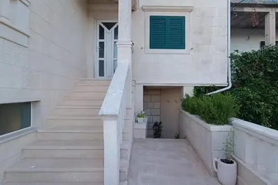 Zgrada u kojoj se nalazi apartman