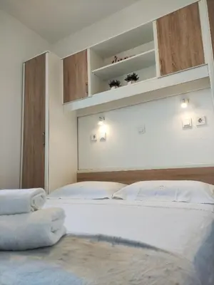 Krevet ili kreveti u jedinici u objektu Secluded Holiday home HERITAGE