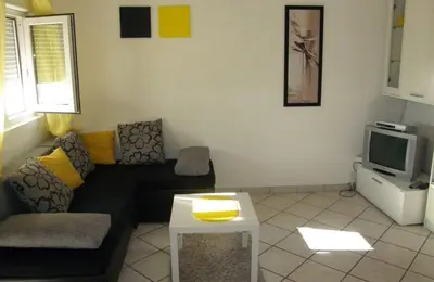TV i/ili zabavni centar u objektu Adriahouse complex 80m from beach