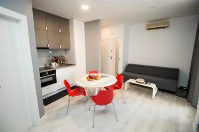 Kuhinja ili čajna kuhinja u objektu Apartman Gusar -top position, close to the center and the beach, fully equipped