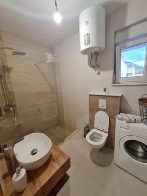 Kupaonica u objektu Apartmani Andrea