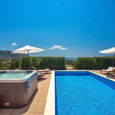 Villa Calma with heated pool