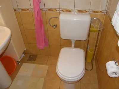 Kupaonica u objektu Room in Bol with sea view, balcony, air conditioning, WiFi 3416-5