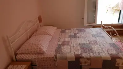 Krevet ili kreveti u jedinici u objektu Room in Bol with terrace, air conditioning, WiFi, washing machine 3416-6