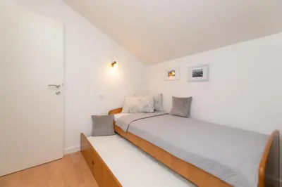 Krevet ili kreveti u jedinici u objektu Apartment in Supetar with terrace, air conditioning, W-LAN 3553-4
