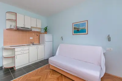 Kuhinja ili čajna kuhinja u objektu Apartments Marija