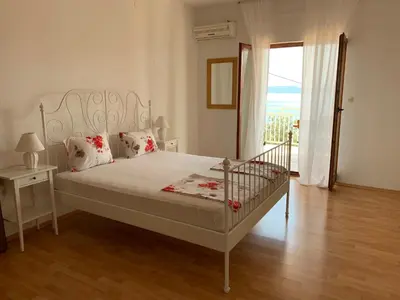 Krevet ili kreveti u jedinici u objektu Omiš Relaxing Sea Lounge