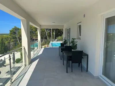 Balkon ili terasa u objektu Villa Lovisa - 4 star villa with pool and amazing sea view