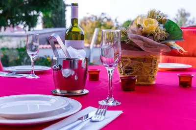 Pića u objektu 4 Bed Villa Sleeps 9 - Pool Pets Garden Parking