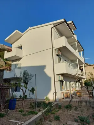 Zgrada u kojoj se nalazi apartman