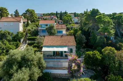 Zgrada u kojoj se nalazi apartman
