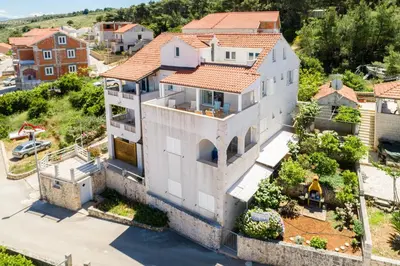 Zgrada u kojoj se nalazi apartman