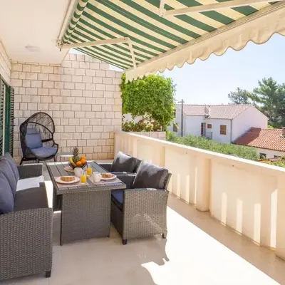 Apartments Jelavic Bol