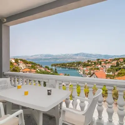 1 Bedroom Gorgeous Apartment In Supetar-Splitska