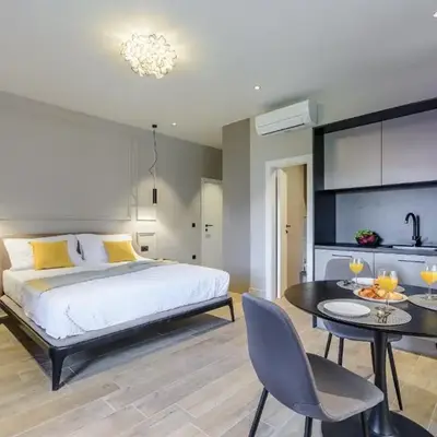 Dora rooms and studios