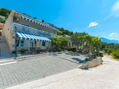 Pogled na planine ili pogled na planine iz apartmana