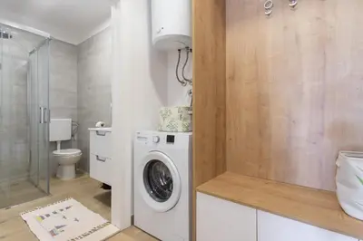 Kupaonica u objektu Apartment Laura Omiš
