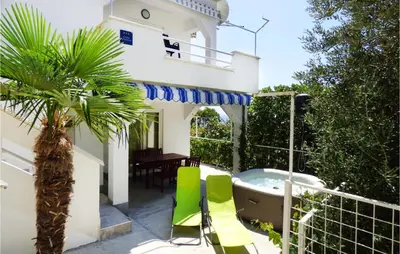 Balkon ili terasa u objektu 3 Bedroom Stunning Home In Mimice