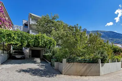 Pogled na planine ili pogled na planine iz apartmana