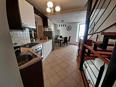 Kuhinja ili čajna kuhinja u objektu Luxury Stone House - Quiet Center!