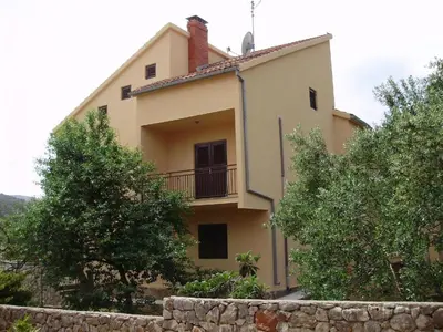 Zgrada u kojoj se nalazi apartman