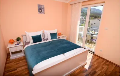 Krevet ili kreveti u jedinici u objektu Nice Apartment In Podstrana With Wifi