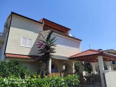 Zgrada u kojoj se nalazi apartman