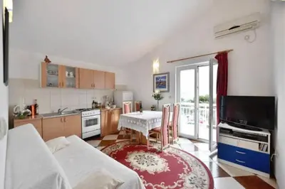 Tlocrt objekta Apartment in Duce with sea view, balcony, air conditioning, WiFi 5063-2