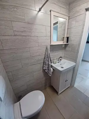 Kupaonica u objektu Apartment in Villa Tamara -Pool beheizt ,Meerblick
