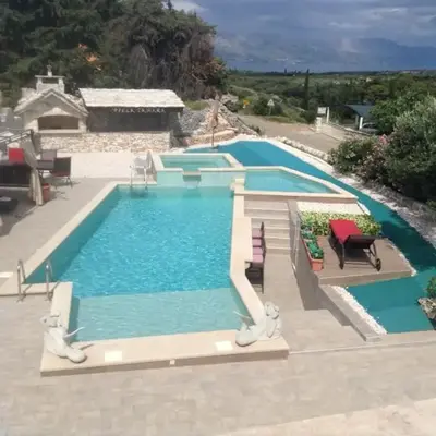 Apartment in Villa Tamara -Pool beheizt