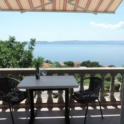 Apartment in Brela with sea view