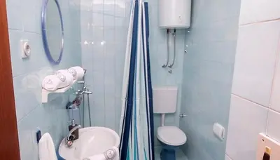 Kupaonica u objektu Studio apartment in Pisak with sea view, balcony, air conditioning, WiFi 3340-1