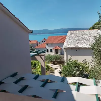 Apartment in Bol with sea view