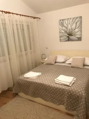 Krevet ili kreveti u jedinici u objektu JELSA center-Sea view apartment near the beach - B2