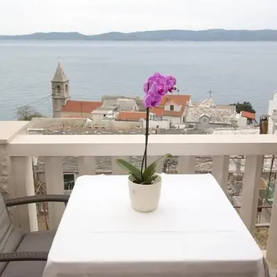 Apartment in Pisak with sea view