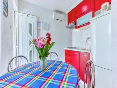 Kuhinja ili čajna kuhinja u objektu Apartments Ivo