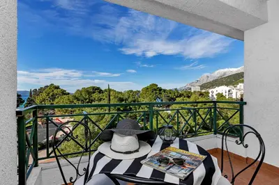 Pogled na planine ili pogled na planine iz apartmana