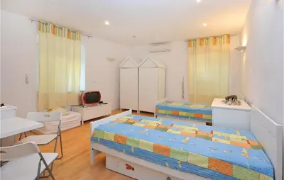 Krevet ili kreveti u jedinici u objektu Holiday Home Drmate Milicica Vi