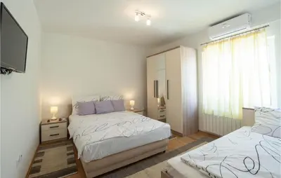 Krevet ili kreveti u jedinici u objektu Pet Friendly Apartment In Podstrana