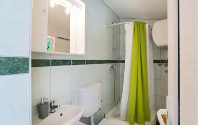 Kupaonica u objektu Holiday Home Podaspilje I