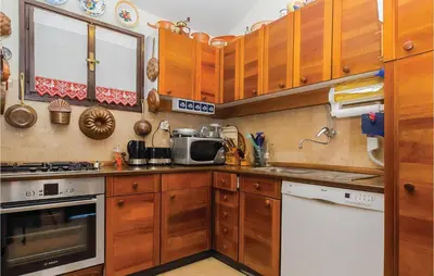 Kuhinja ili čajna kuhinja u objektu Holiday Home Poljicka Cesta I